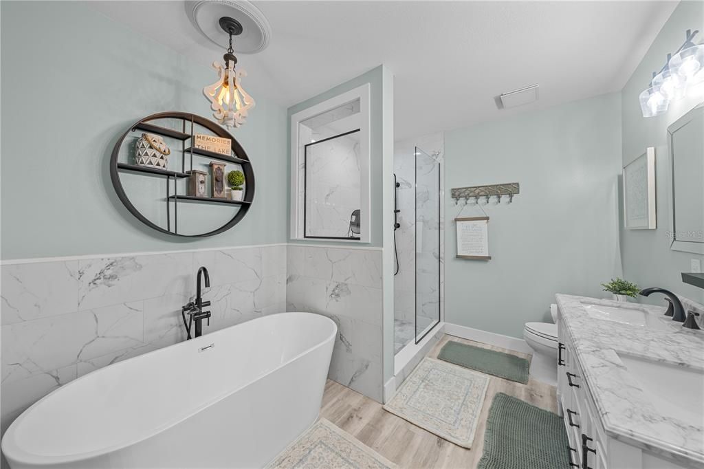 For Sale: $849,900 (4 beds, 2 baths, 2005 Square Feet)