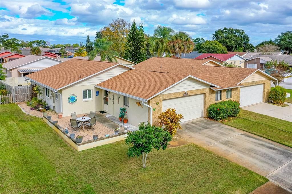 En Venta: $245,000 (2 camas, 2 baños, 1295 Pies cuadrados)