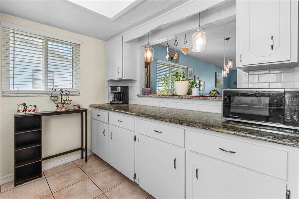 En Venta: $245,000 (2 camas, 2 baños, 1295 Pies cuadrados)