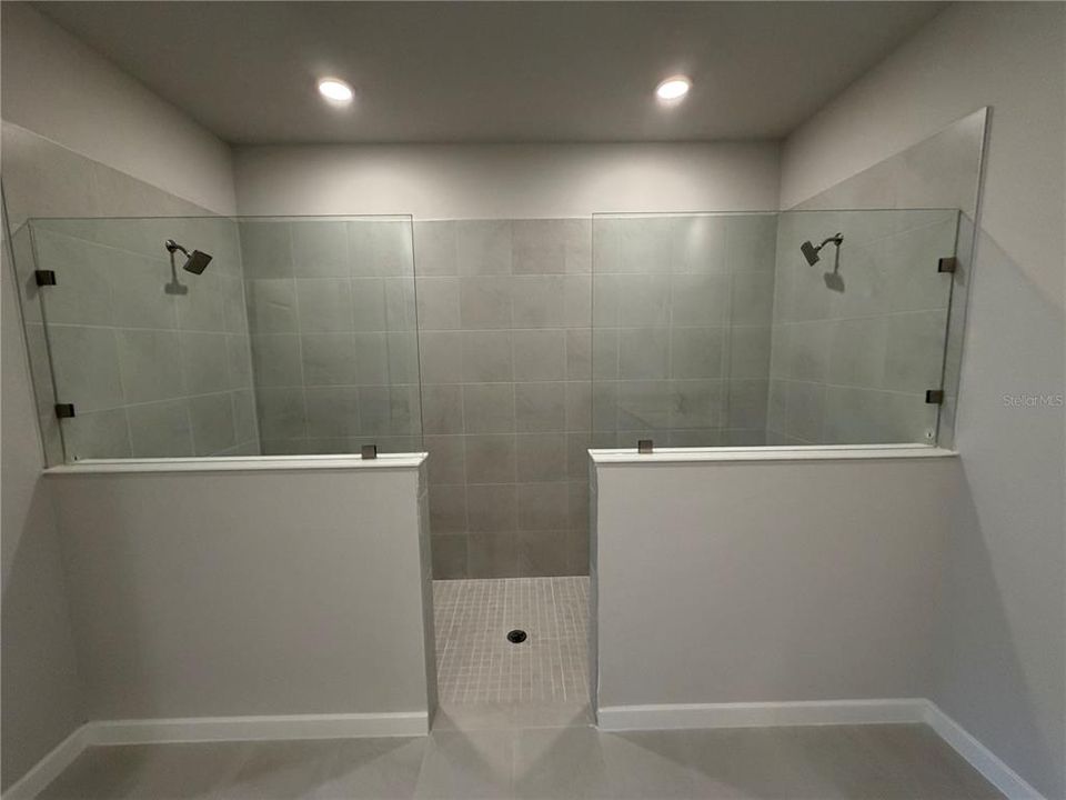 На продажу: $546,990 (4 спален, 3 ванн, 2823 Квадратных фут)