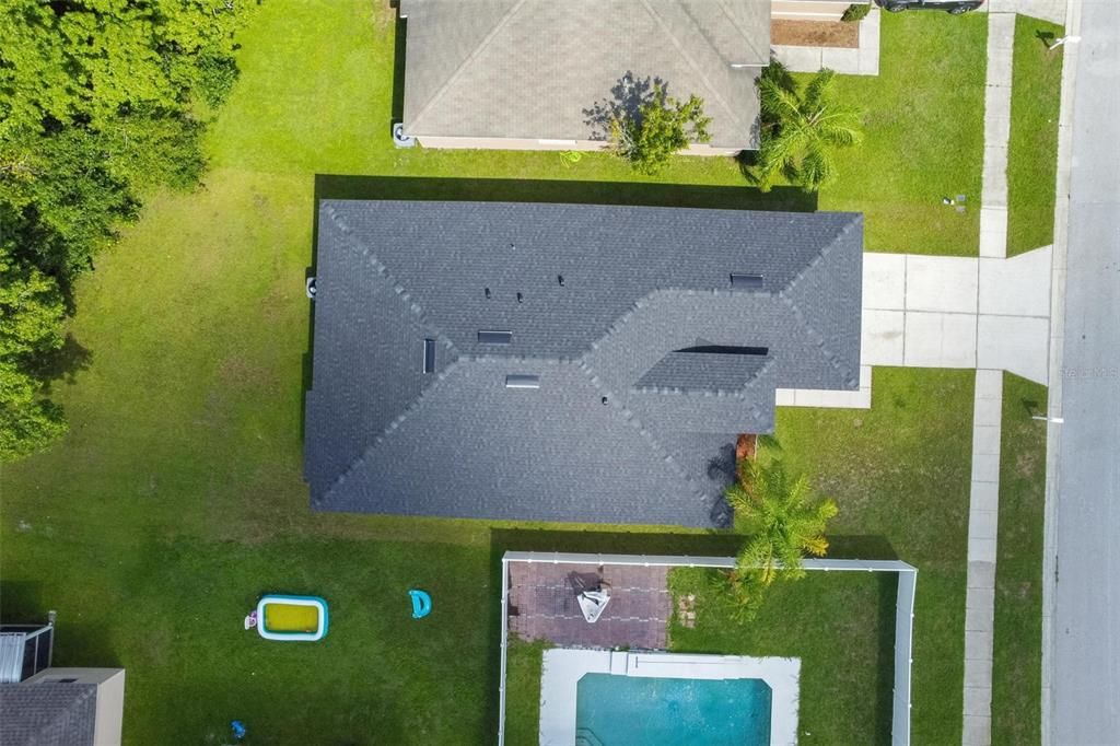 出租: $2,600 (4 贝兹, 2 浴室, 1971 平方英尺)