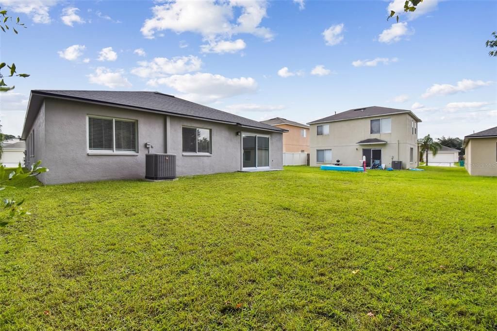 出租: $2,600 (4 贝兹, 2 浴室, 1971 平方英尺)