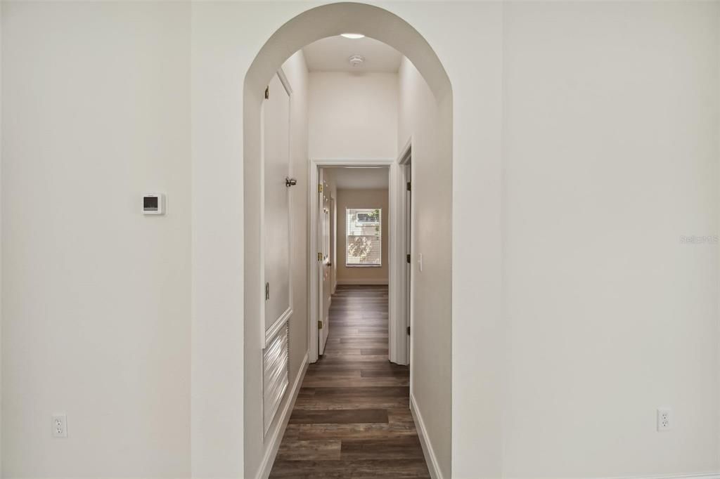 出租: $2,600 (4 贝兹, 2 浴室, 1971 平方英尺)