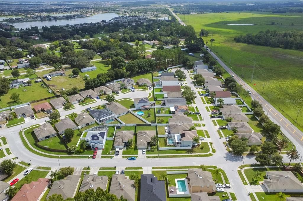 出租: $2,600 (4 贝兹, 2 浴室, 1971 平方英尺)