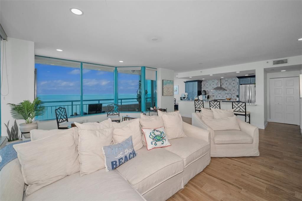 For Rent: $7,500 (3 beds, 2 baths, 1800 Square Feet)