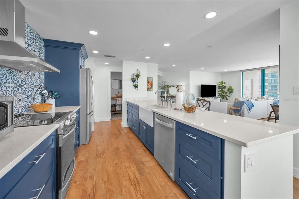 For Rent: $7,500 (3 beds, 2 baths, 1800 Square Feet)