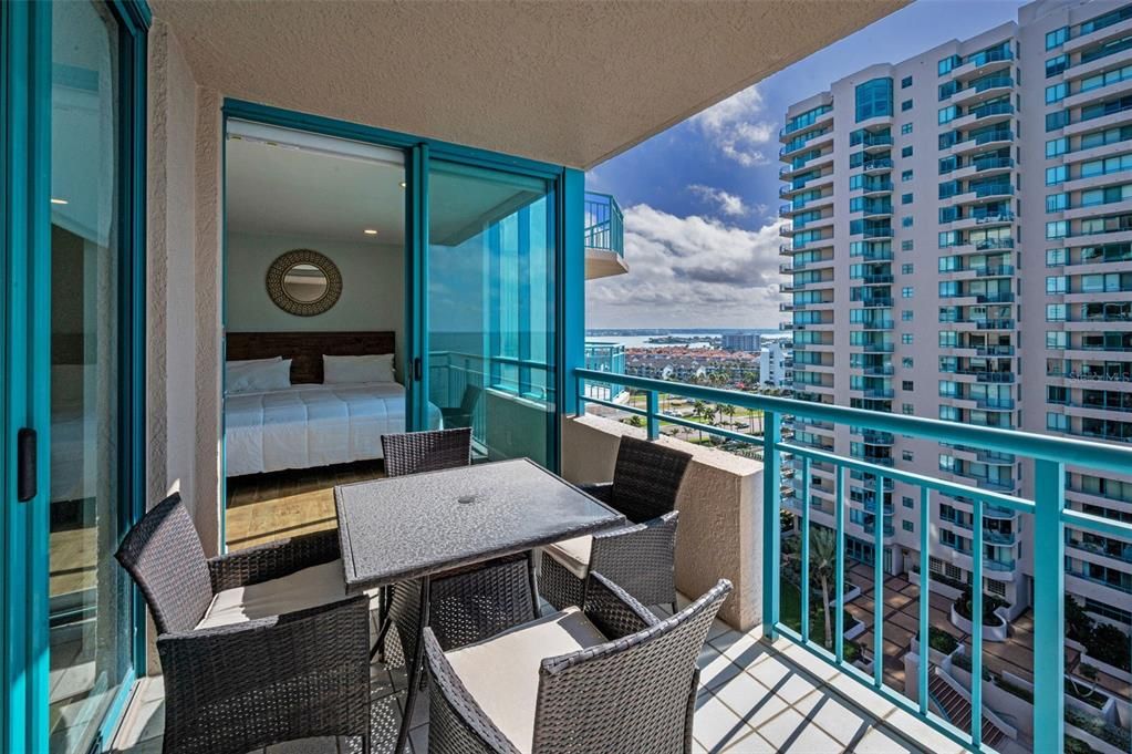 For Rent: $7,500 (3 beds, 2 baths, 1800 Square Feet)