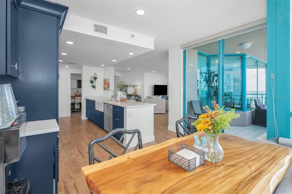 For Rent: $7,500 (3 beds, 2 baths, 1800 Square Feet)