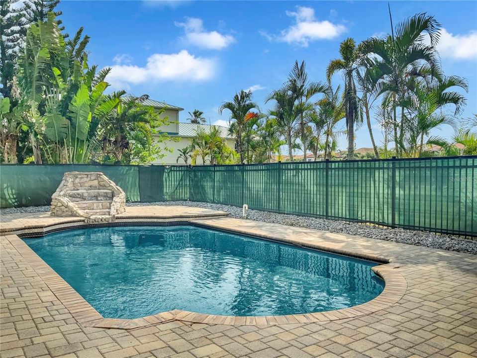 For Sale: $860,000 (3 beds, 3 baths, 3096 Square Feet)