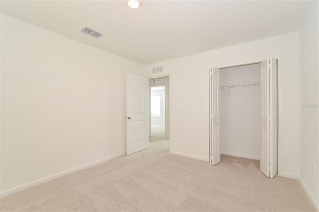 En Renta: $2,110 (5 camas, 2 baños, 2326 Pies cuadrados)