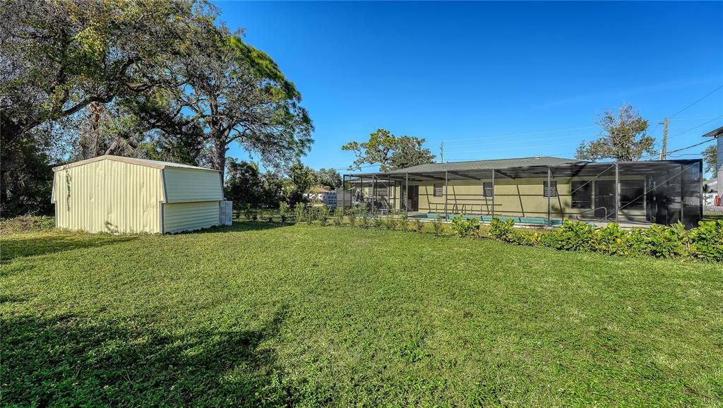 For Sale: $399,000 (2 beds, 2 baths, 1618 Square Feet)