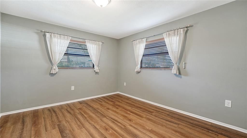 For Sale: $399,000 (2 beds, 2 baths, 1618 Square Feet)