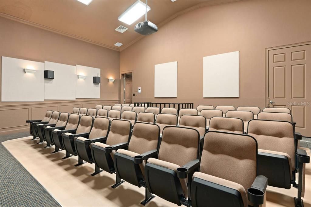 For Sale: $750,000 (6 beds, 4 baths, 2812 Square Feet)