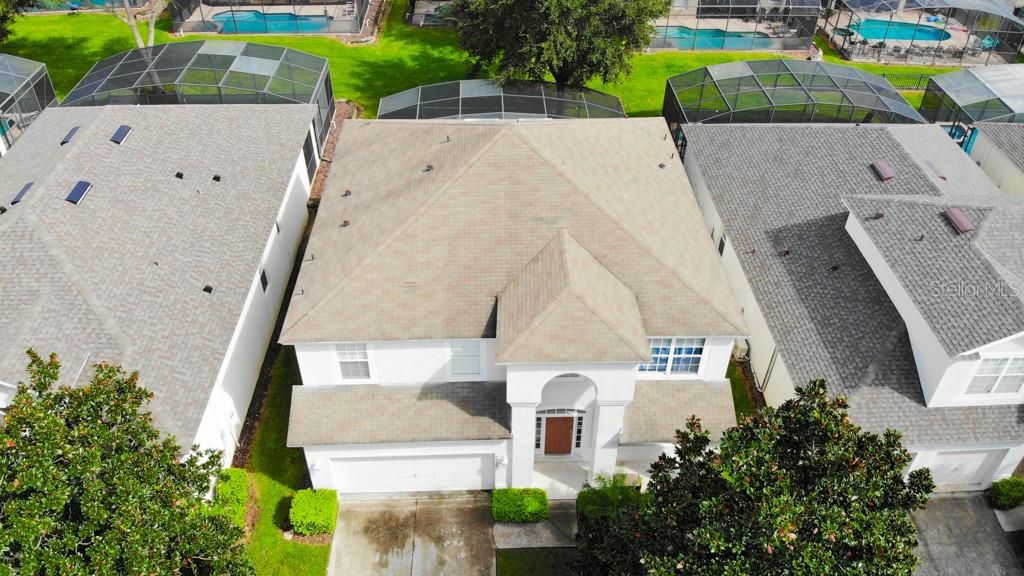 For Sale: $750,000 (6 beds, 4 baths, 2812 Square Feet)