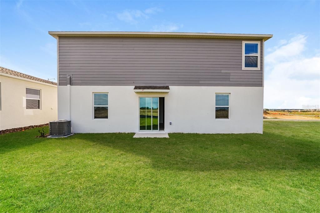 En Renta: $2,225 (5 camas, 3 baños, 2451 Pies cuadrados)