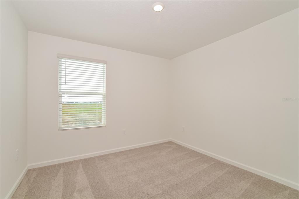 En Renta: $2,225 (5 camas, 3 baños, 2451 Pies cuadrados)