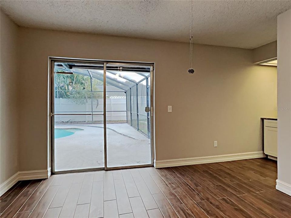 En Venta: $390,000 (3 camas, 2 baños, 1487 Pies cuadrados)