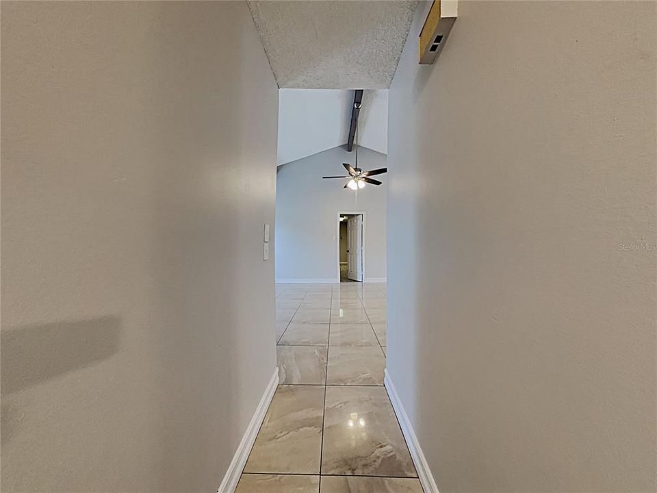 En Venta: $390,000 (3 camas, 2 baños, 1487 Pies cuadrados)