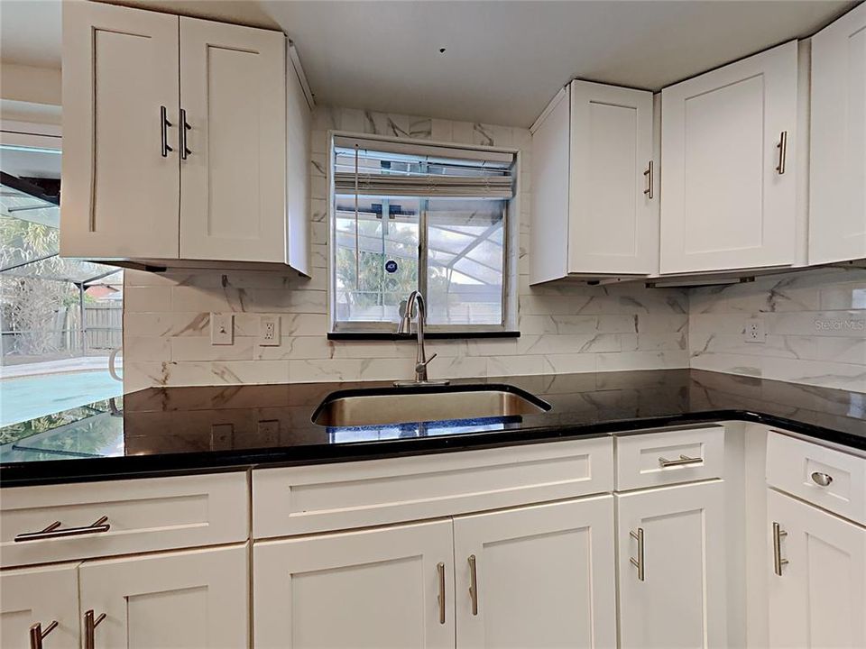 En Venta: $390,000 (3 camas, 2 baños, 1487 Pies cuadrados)