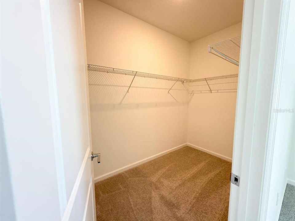 For Rent: $2,700 (4 beds, 4 baths, 2023 Square Feet)