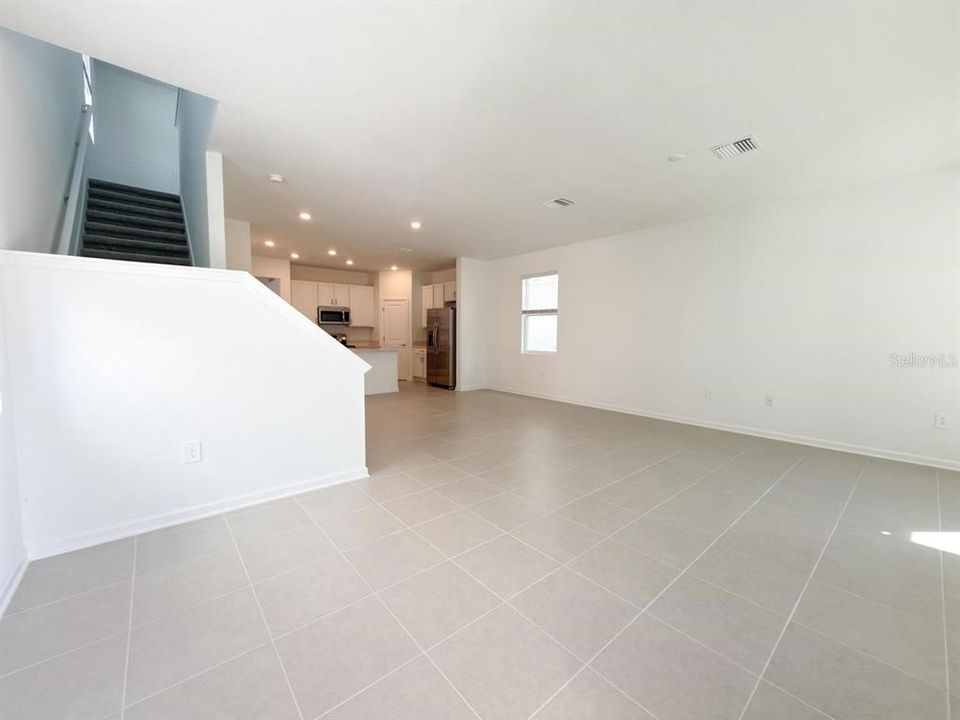 For Rent: $2,700 (4 beds, 4 baths, 2023 Square Feet)