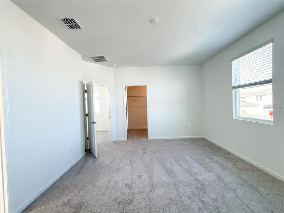 For Rent: $2,700 (4 beds, 4 baths, 2023 Square Feet)