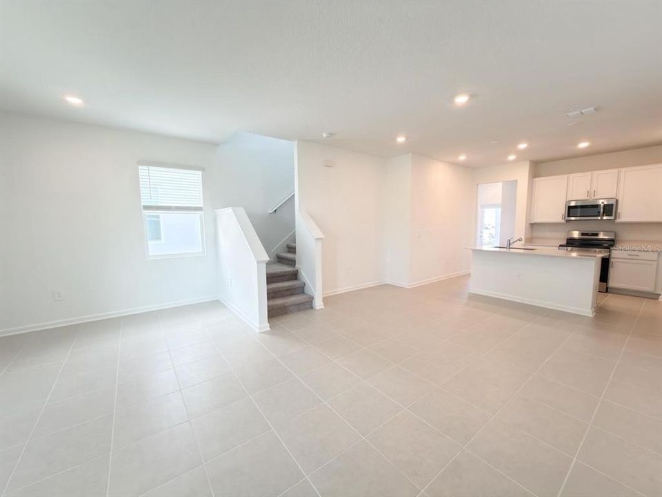 For Rent: $2,700 (4 beds, 4 baths, 2023 Square Feet)