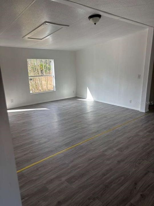 En Venta: $89,900 (3 camas, 2 baños, 960 Pies cuadrados)