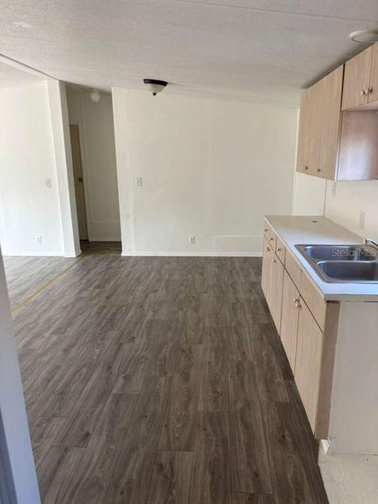 En Venta: $89,900 (3 camas, 2 baños, 960 Pies cuadrados)