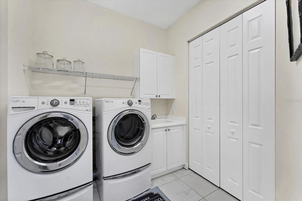 В аренду: $5,900 (4 спален, 3 ванн, 2719 Квадратных фут)