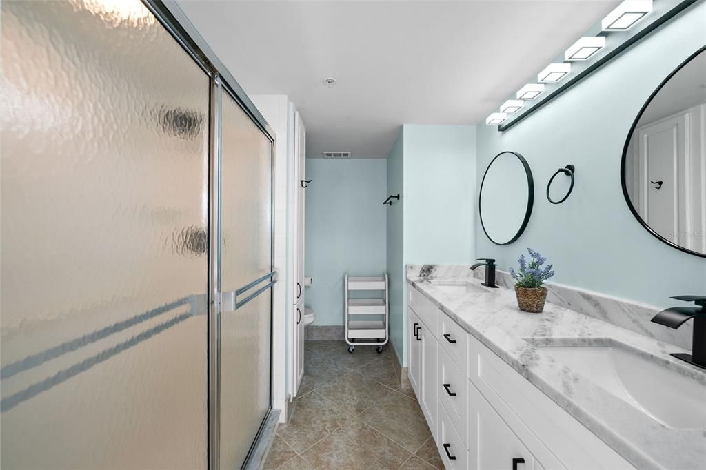 For Sale: $449,999 (3 beds, 2 baths, 1197 Square Feet)