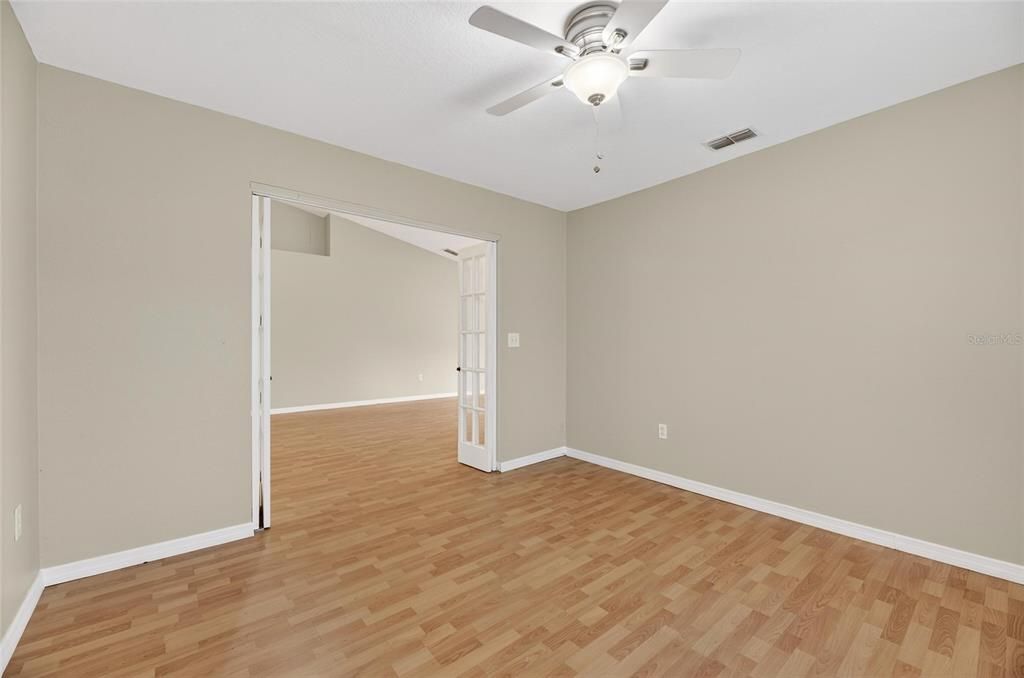 En Renta: $2,500 (3 camas, 2 baños, 1525 Pies cuadrados)