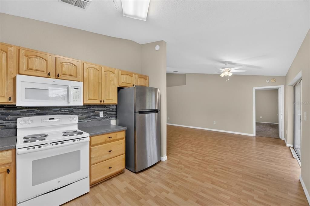 En Renta: $2,500 (3 camas, 2 baños, 1525 Pies cuadrados)