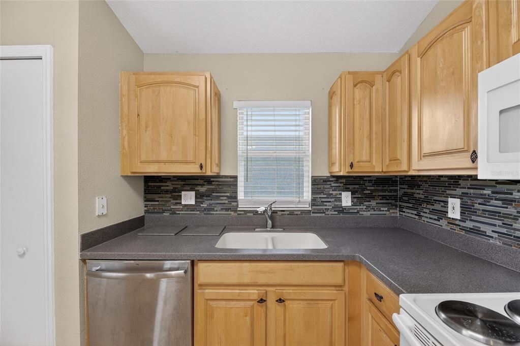 En Renta: $2,500 (3 camas, 2 baños, 1525 Pies cuadrados)