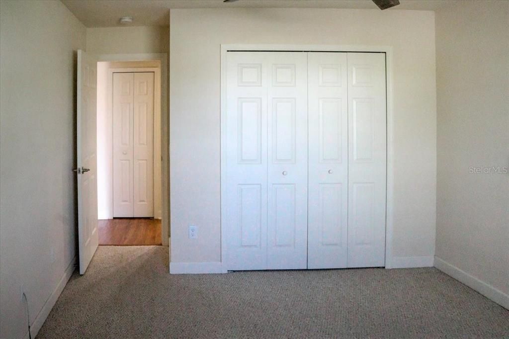 For Sale: $165,900 (2 beds, 2 baths, 1451 Square Feet)