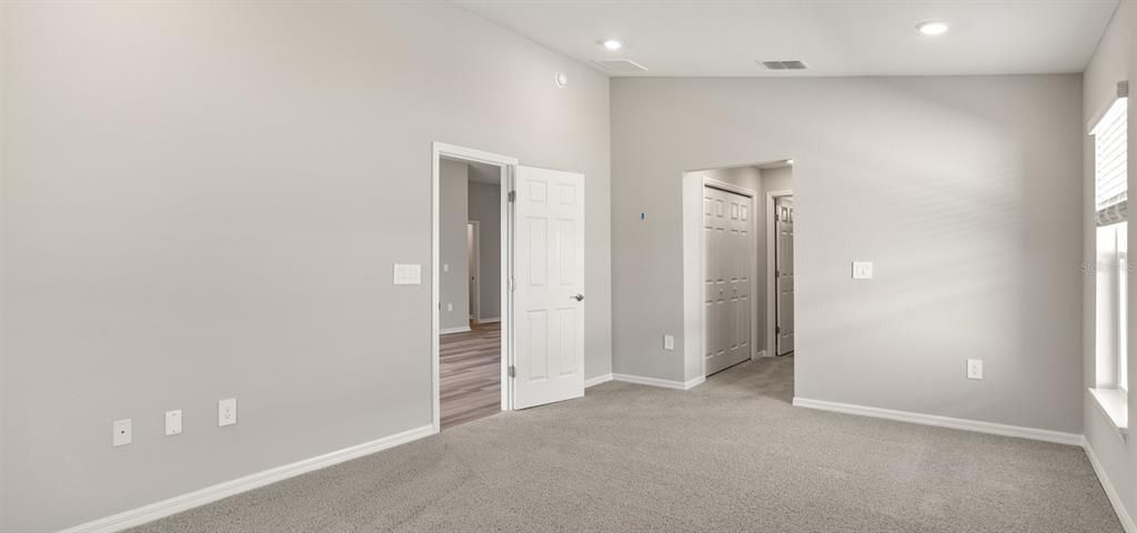 На продажу: $302,900 (3 спален, 2 ванн, 1744 Квадратных фут)