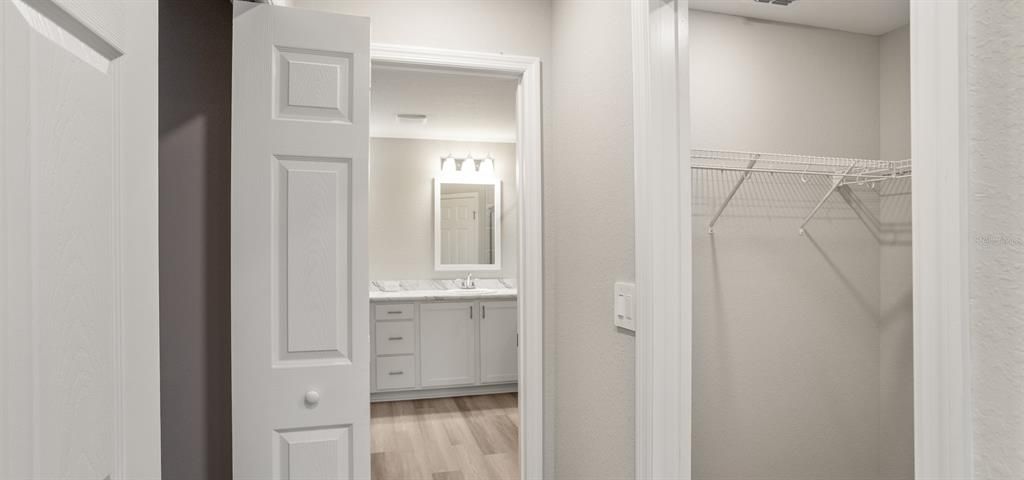 На продажу: $302,900 (3 спален, 2 ванн, 1744 Квадратных фут)