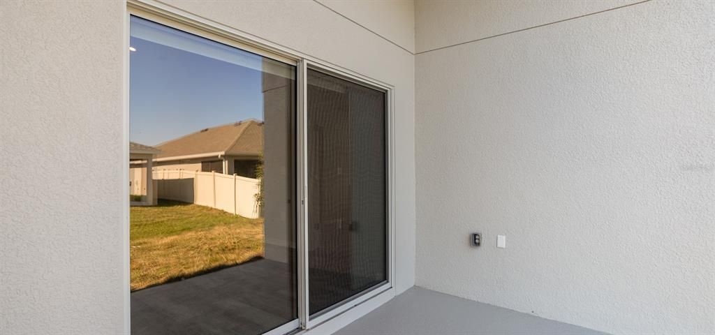 На продажу: $302,900 (3 спален, 2 ванн, 1744 Квадратных фут)