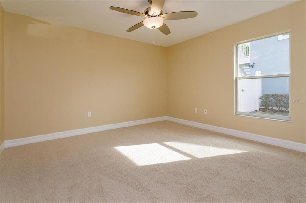 For Sale: $529,900 (4 beds, 3 baths, 2166 Square Feet)