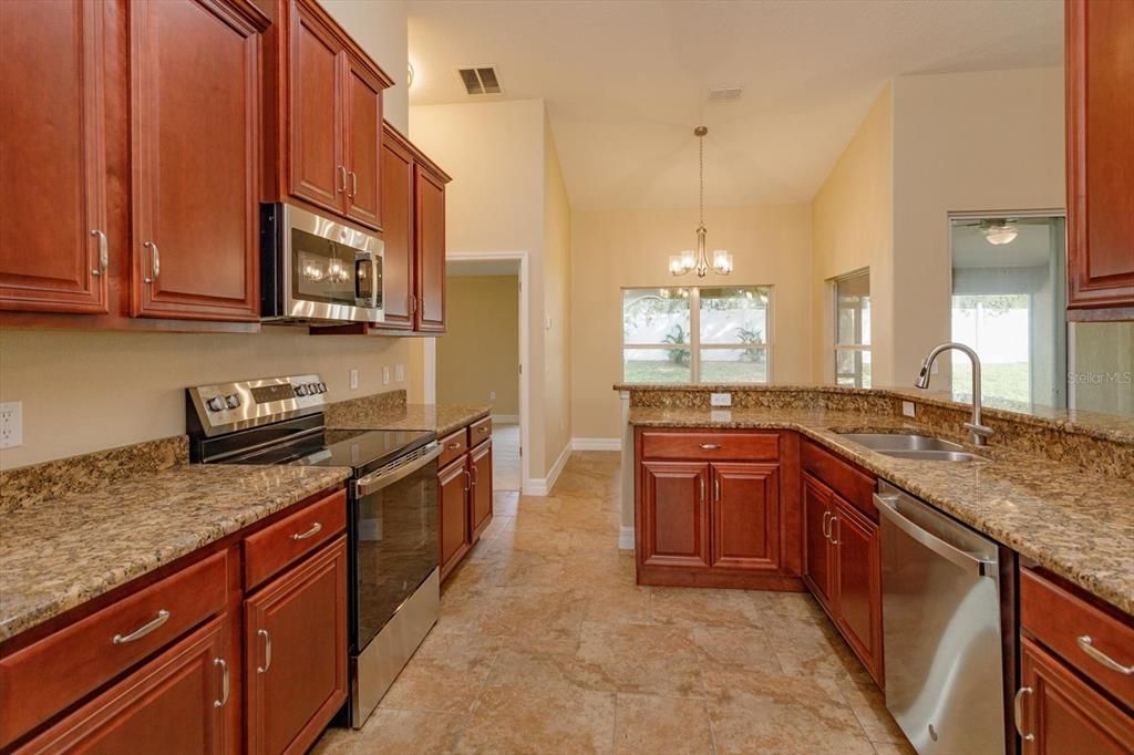 For Sale: $529,900 (4 beds, 3 baths, 2166 Square Feet)