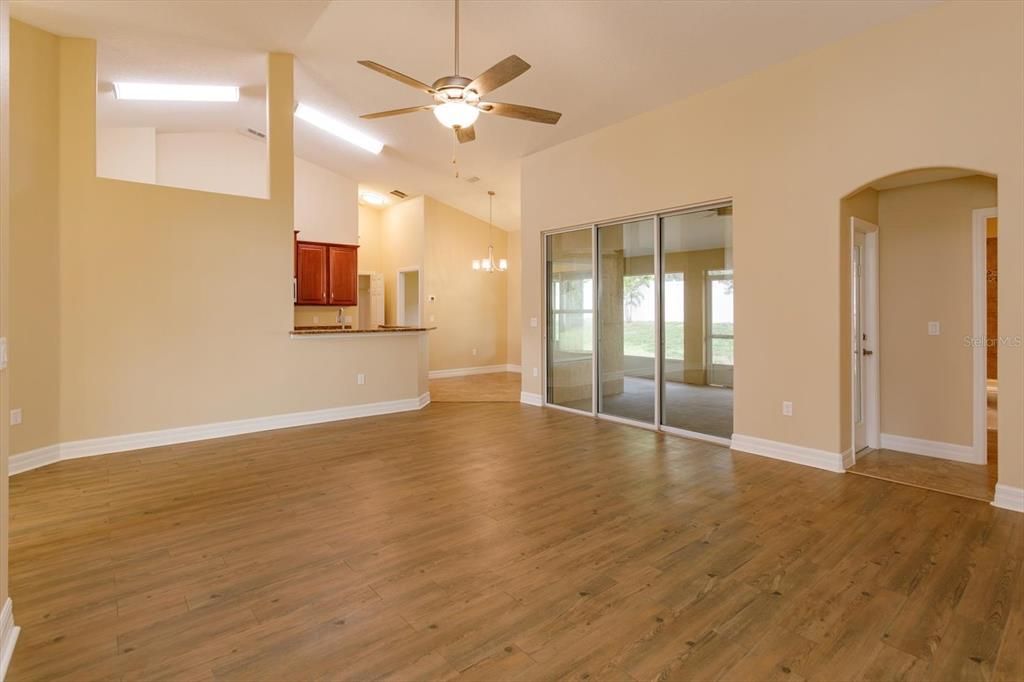 For Sale: $529,900 (4 beds, 3 baths, 2166 Square Feet)