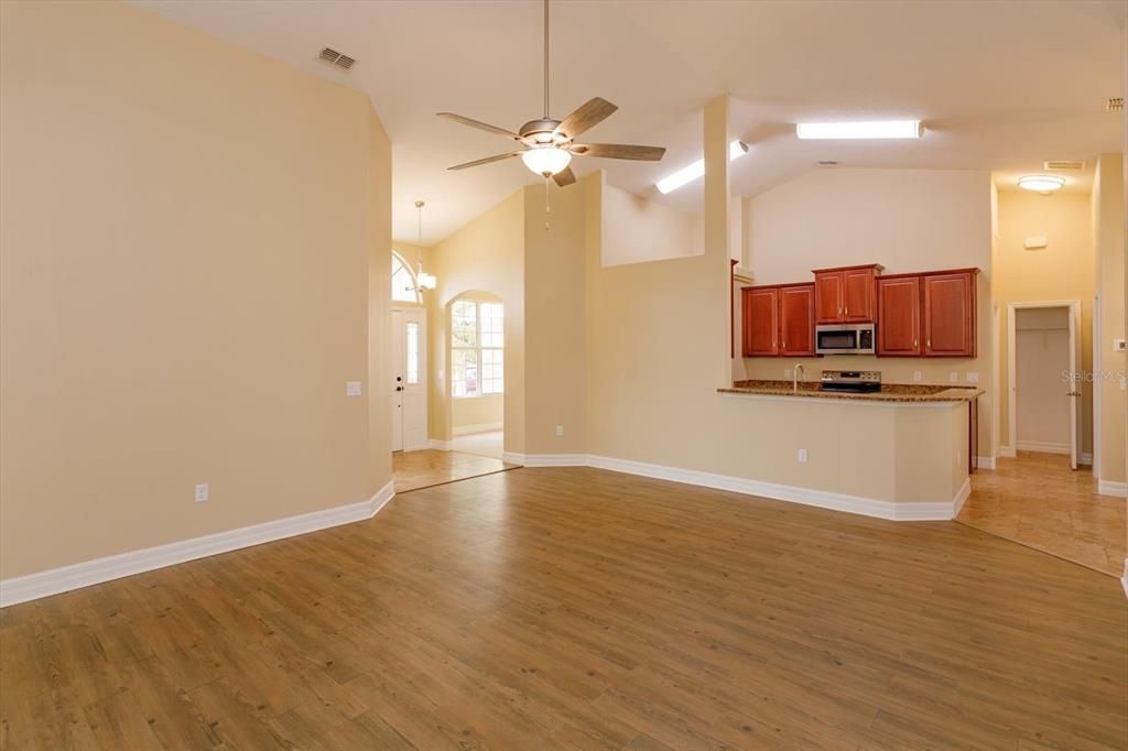 For Sale: $529,900 (4 beds, 3 baths, 2166 Square Feet)