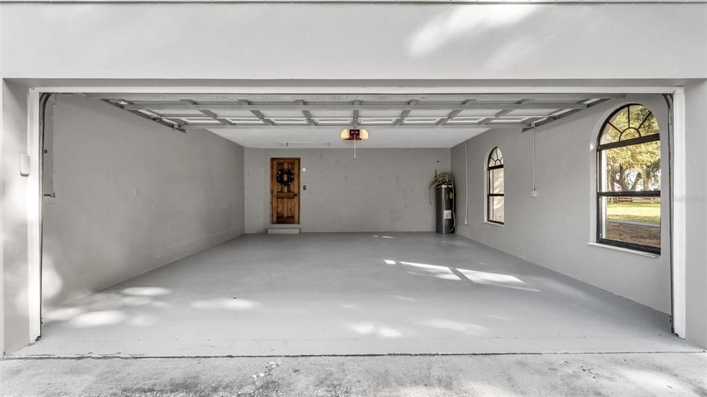 En Venta: $650,000 (4 camas, 2 baños, 2309 Pies cuadrados)