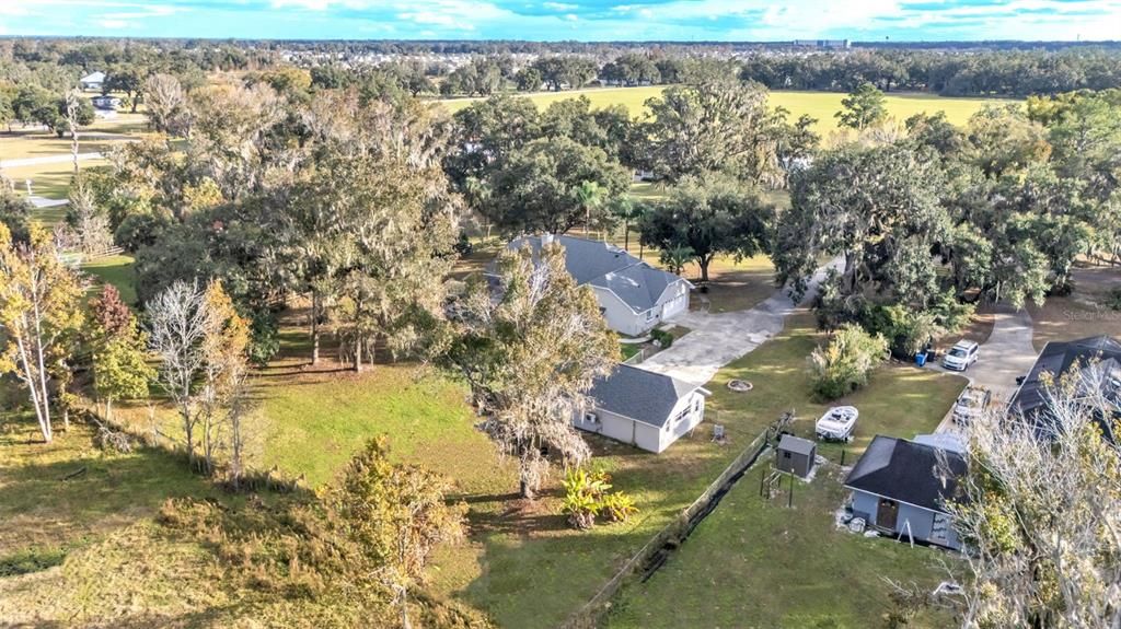 En Venta: $650,000 (4 camas, 2 baños, 2309 Pies cuadrados)