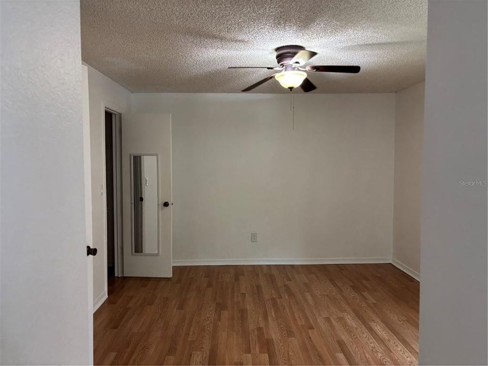 出租: $1,650 (2 贝兹, 2 浴室, 1054 平方英尺)