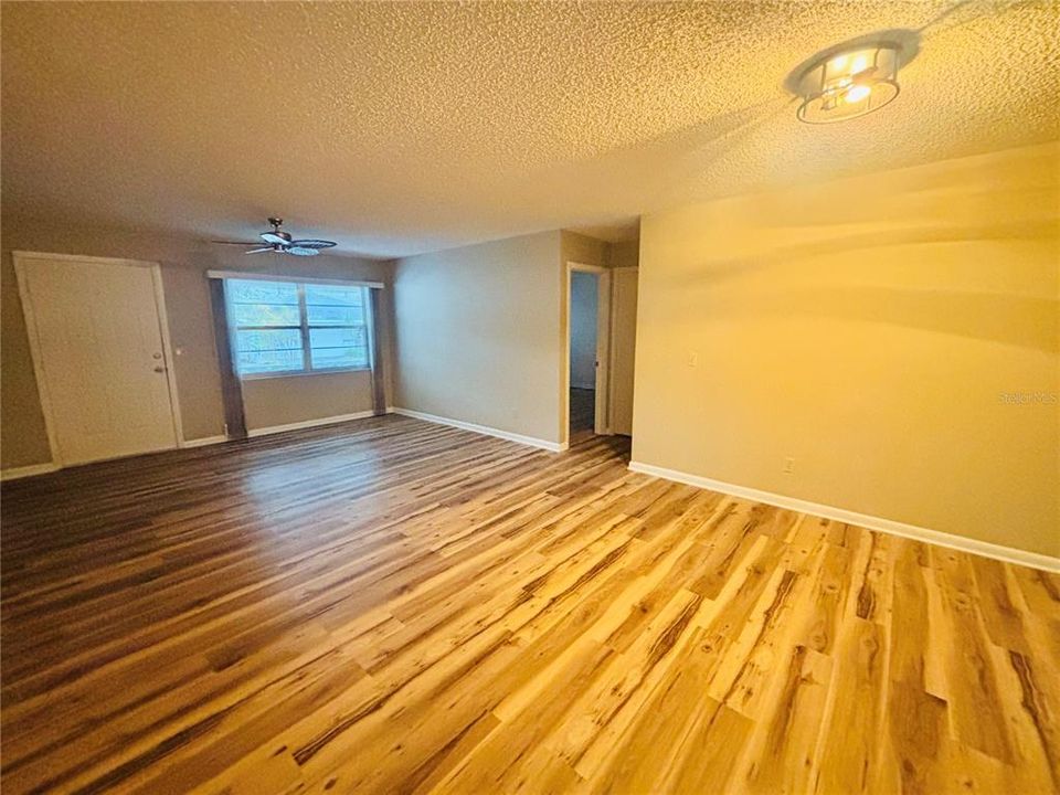 For Rent: $1,595 (2 beds, 2 baths, 1366 Square Feet)