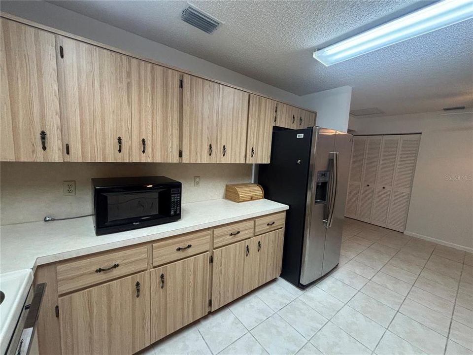 For Rent: $1,595 (2 beds, 2 baths, 1366 Square Feet)