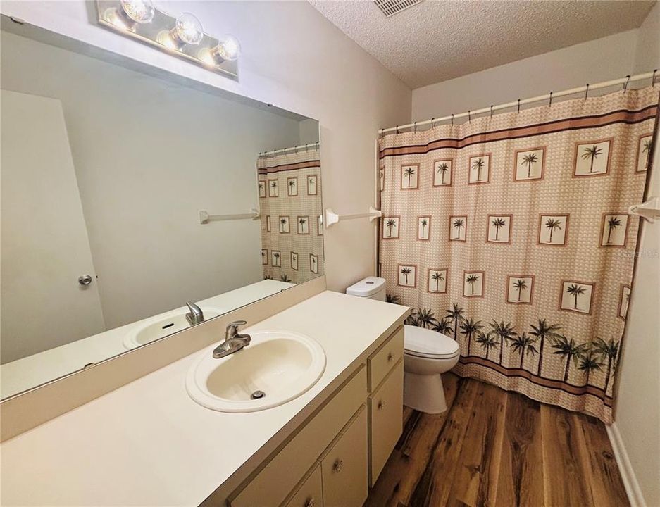 For Rent: $1,595 (2 beds, 2 baths, 1366 Square Feet)