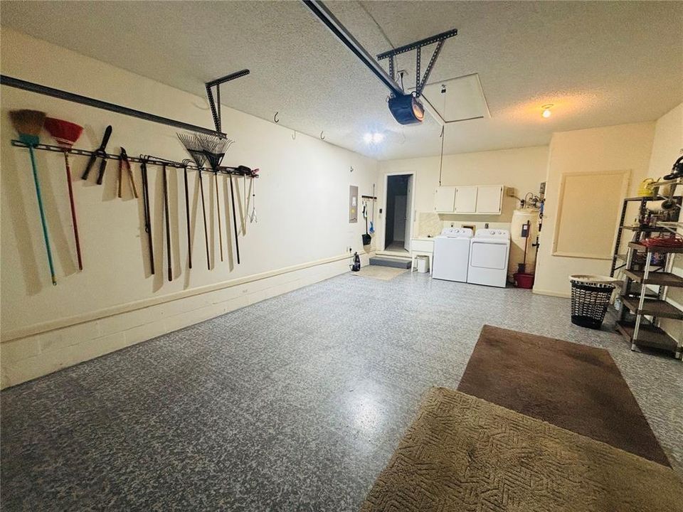 For Rent: $1,595 (2 beds, 2 baths, 1366 Square Feet)