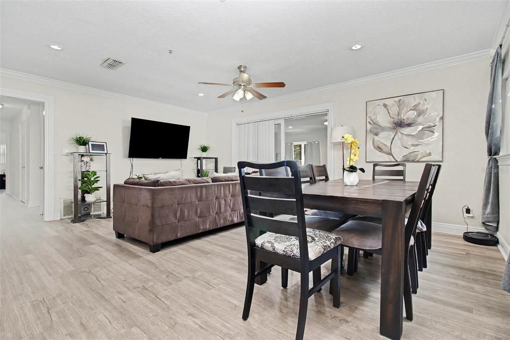 En Venta: $350,000 (3 camas, 2 baños, 1431 Pies cuadrados)